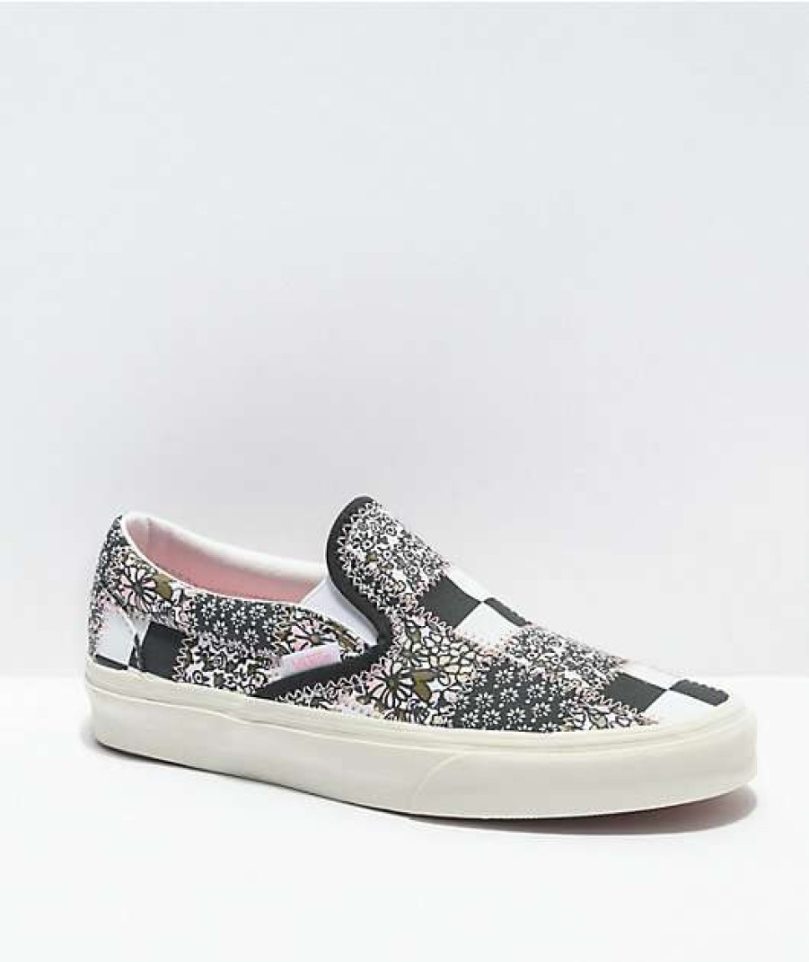 Vans * | Vans Slip-On Patchwork Floral Black & White Skate Shoes Promotions